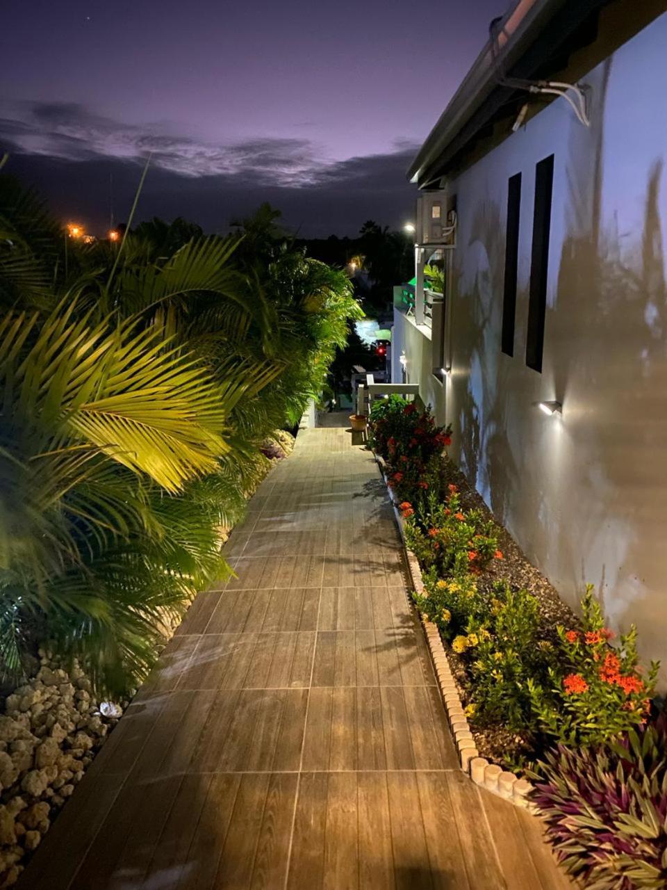 Villa Les Terrasses De Fonds Thezan Сент-Анн Экстерьер фото